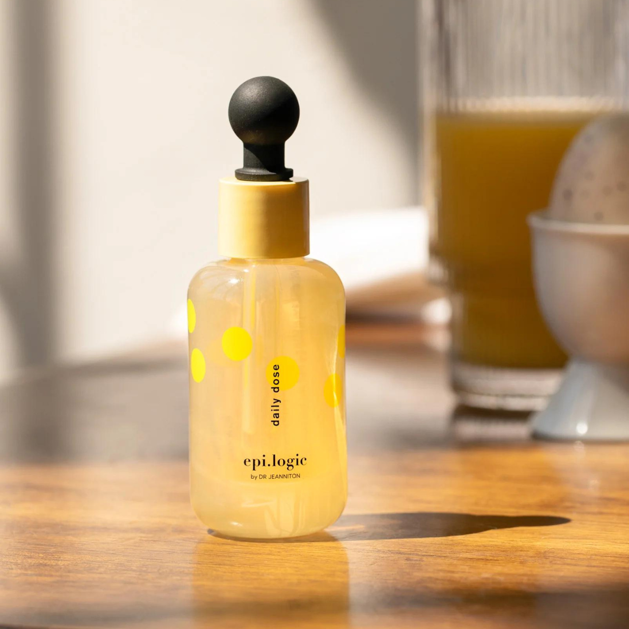 DAILY DOSE Vitamin C + Multivitamin Defense Serum