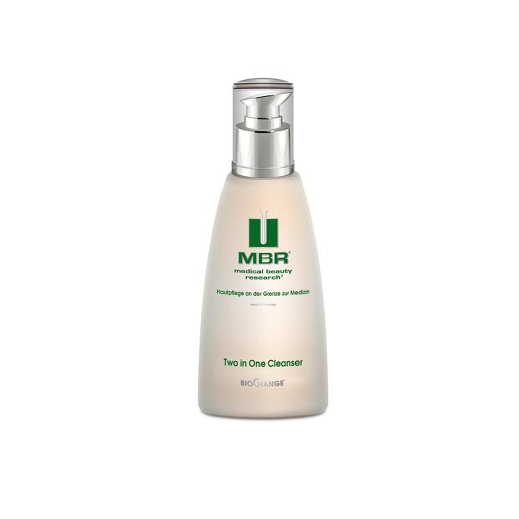 Two In One Cleanser • BioChange